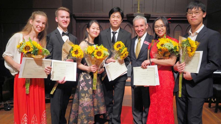 Musicians Perform in Guild Competition