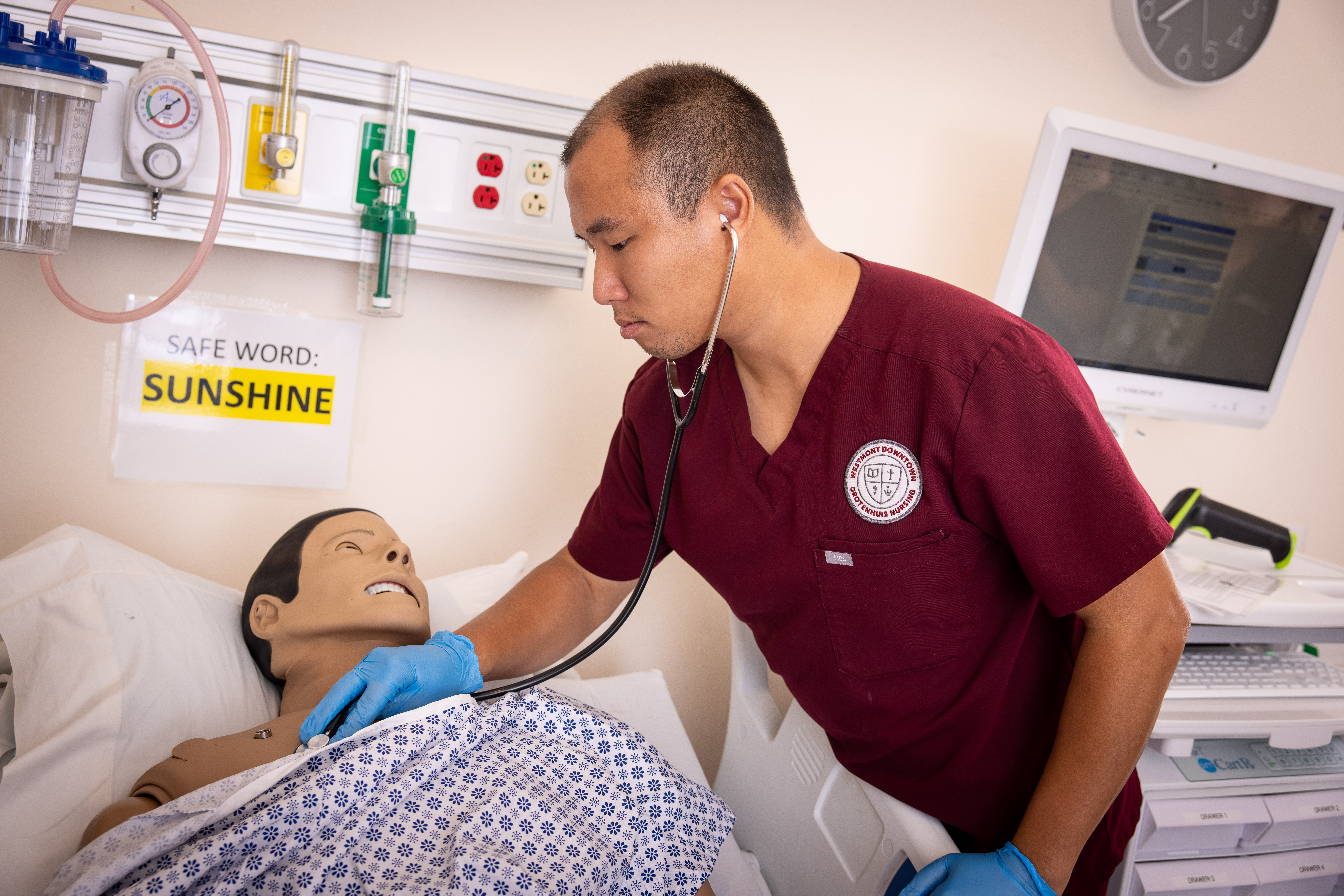 nursing student caring for patient
